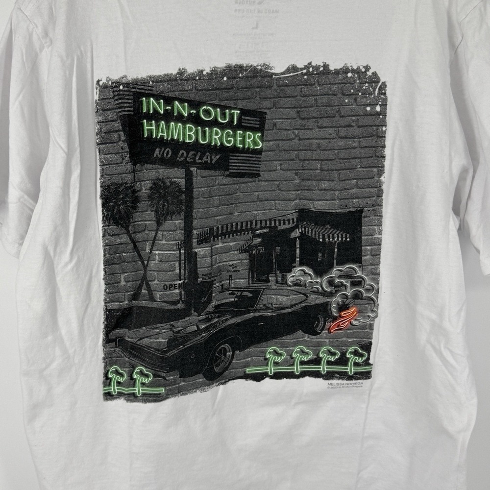 In-N-Out Burger Nevada Neon Graphic T Shirt Men's Large White Retro Car USA Tee